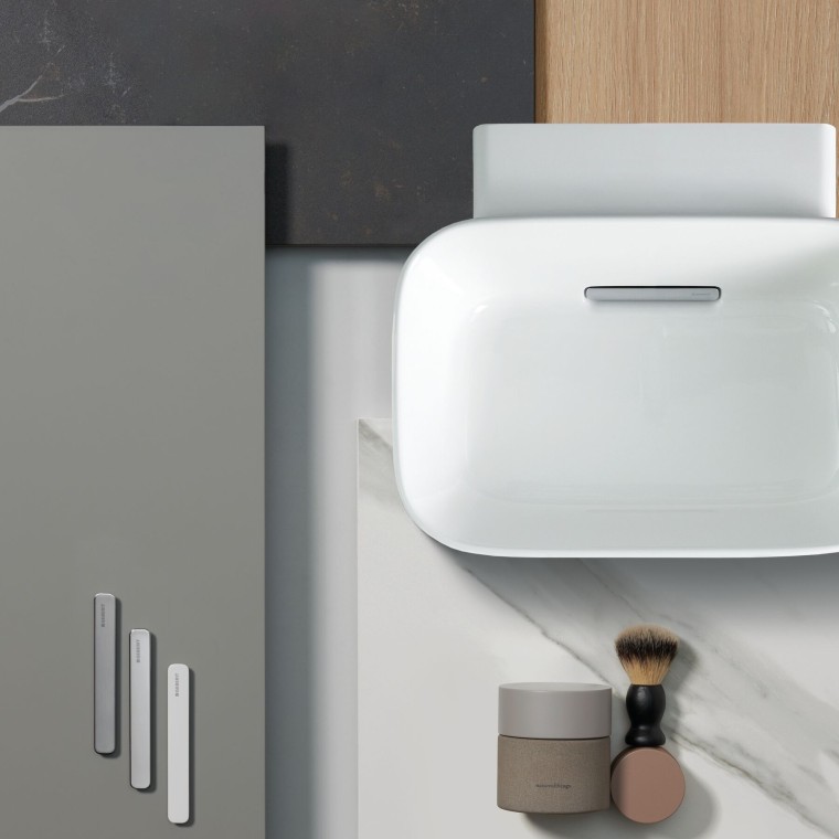 Moodboard mit Geberit ONE Aufsatzwaschtisch und entnehmbaren Kammeinsatz. Moodboard mit Geberit ONE Aufsatzwaschtisch und entnehmbaren Kammeinsatz.