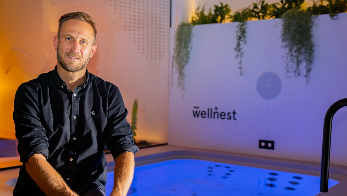 Marc Andre Pfeiffer im wellnest-Spa. (© wellnest)