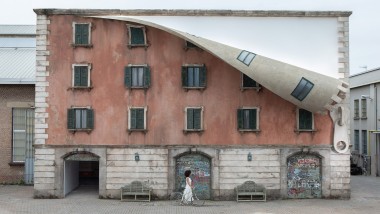 Werk von Alex Chinneck