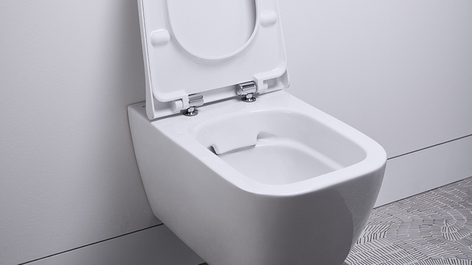 Geberit Smyle Wand-WC spülrandlos, geöffnet