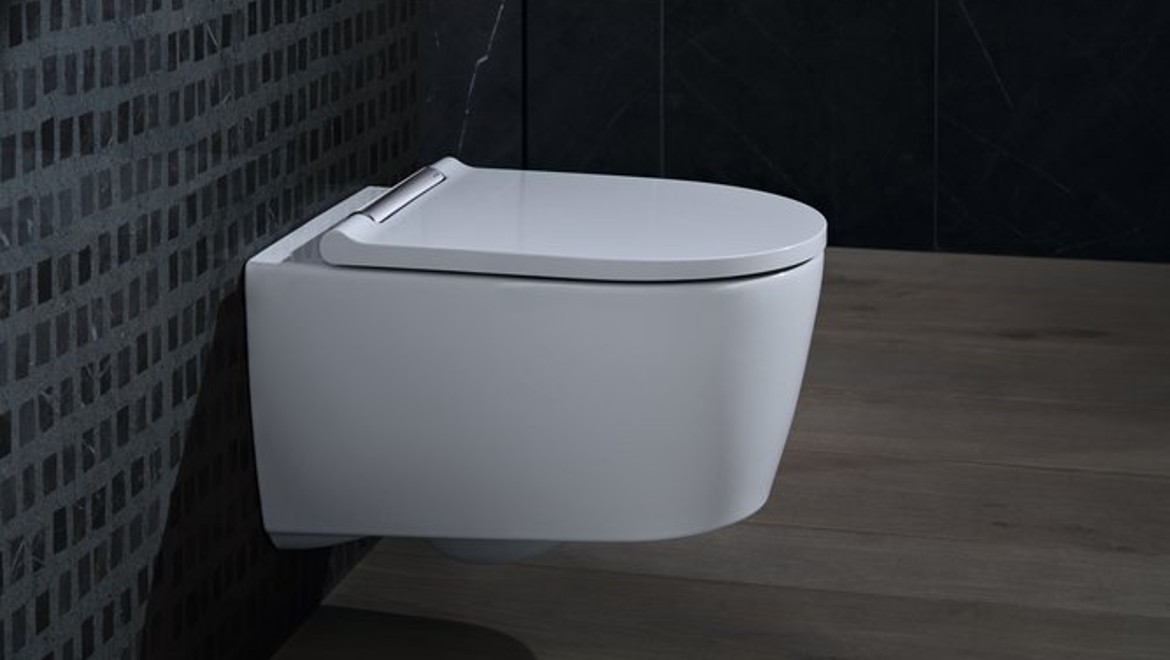 Es schwebt: könnte man denken, wenn man das Geberit ONE WC sieht. Alle optisch störenden Elemente wurden hinter einer Vorwand installiert. Das WC wirkt schlank und fügt sich elegant in kleine und große Bäder ein. Es schwebt: könnte man denken, wenn man das Geberit ONE WC sieht. Alle optisch störenden Elemente wurden hinter einer Vorwand installiert. Das WC wirkt schlank und fügt sich elegant in kleine und große Bäder ein.