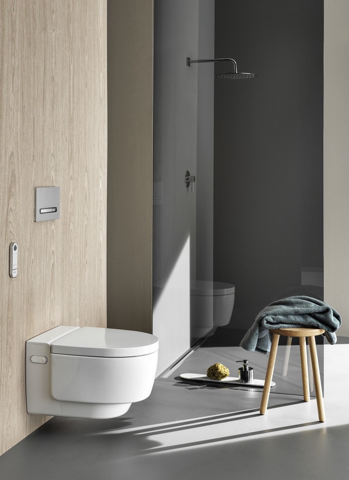 Geberit AquaClean Mera Comfort mit Fernbedienung und Betätigungsplatte Sigma50