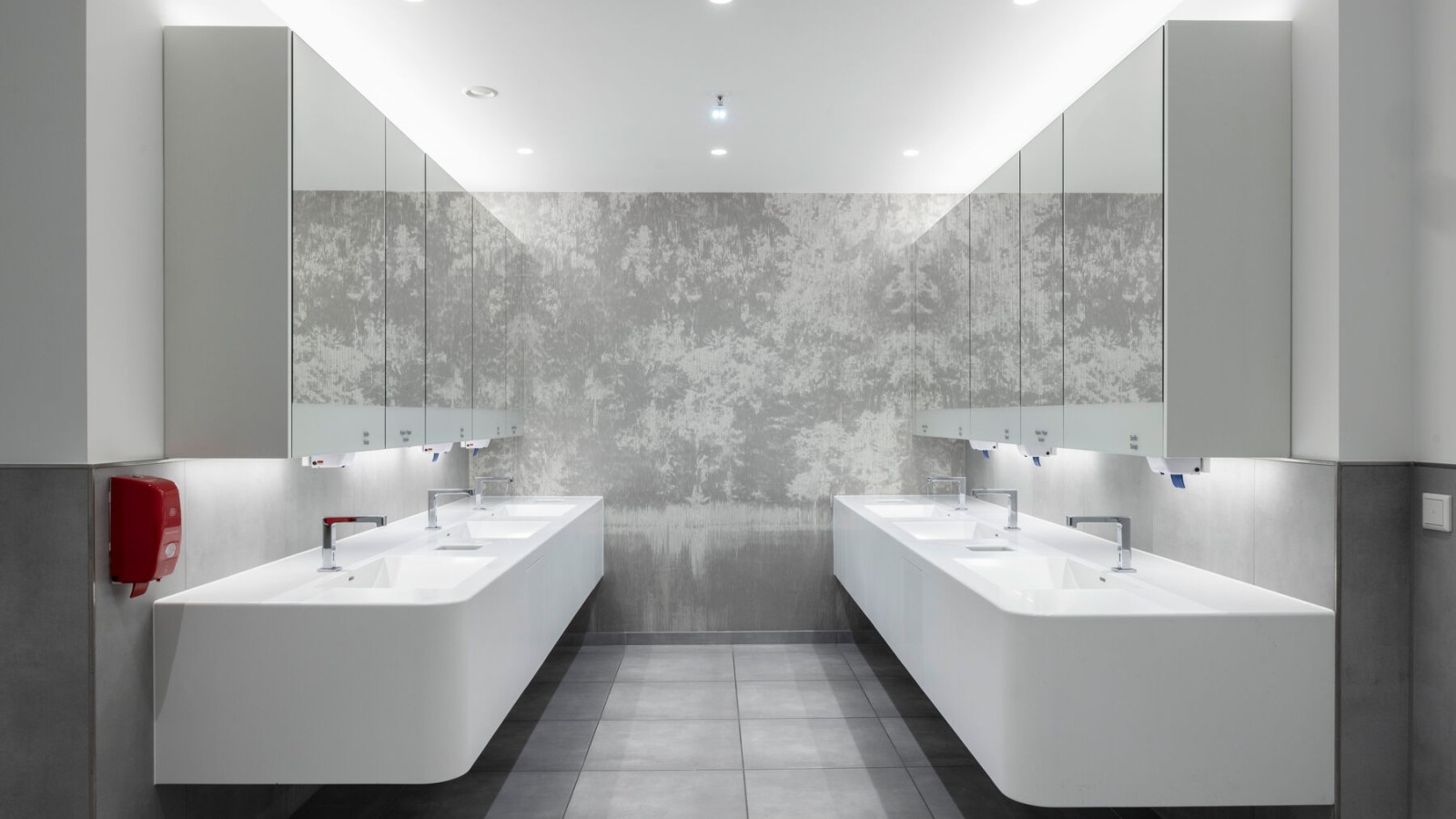 Die Steuerung der Geberit Brenta Standarmatur wird direkt via GEBUS Kabel über das Geberit Gateway mit Strom versorgt. Die Steuerung der Geberit Brenta Standarmatur wird direkt via GEBUS Kabel über das Geberit Gateway mit Strom versorgt.