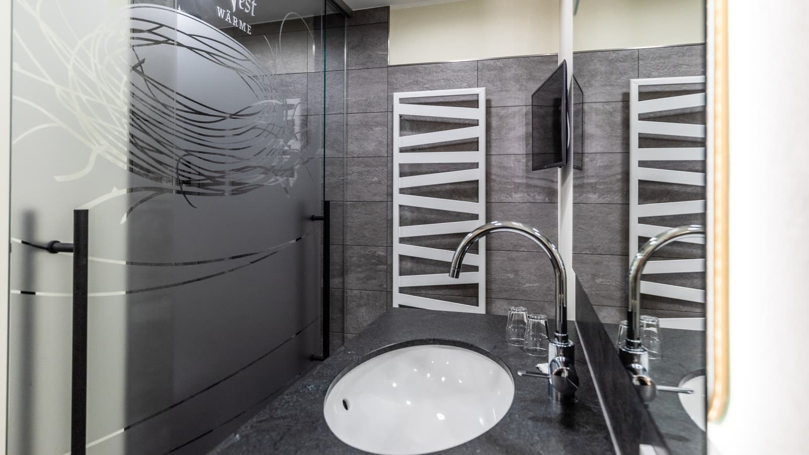 Geberit VariForm Unterbauwaschtisch Geberit VariForm Unterbauwaschtisch