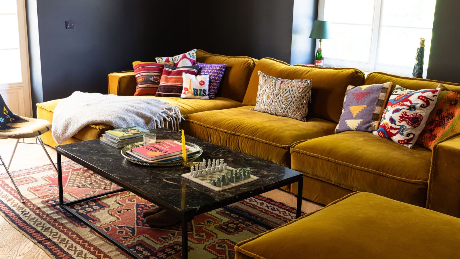 Stilbewusstes und einladendes Wohnzimmer. Stilbewusstes und einladendes Wohnzimmer.