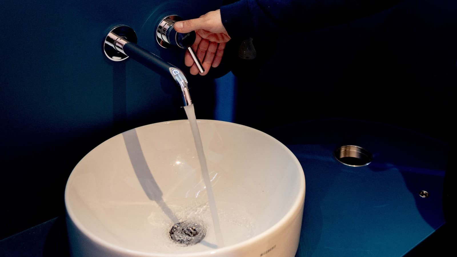 Geberit VariForm Aufsatzwaschtisch im wellnest. Geberit VariForm Aufsatzwaschtisch im wellnest.