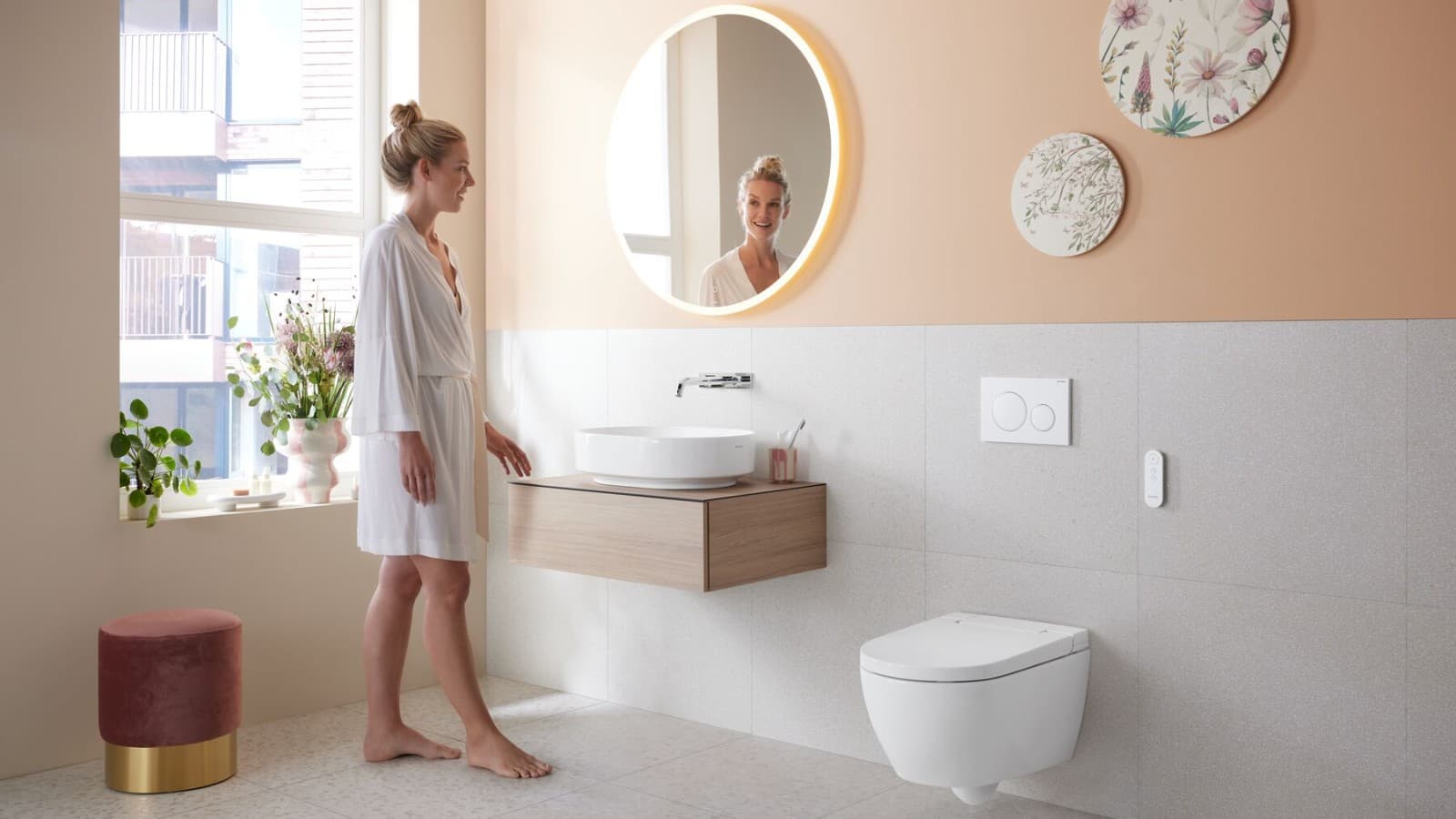 Badezimmer mit Geberit AquaClean Alba Dusch-WC Badezimmer mit Geberit AquaClean Alba Dusch-WC
