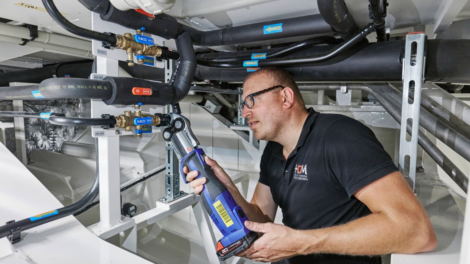 Die kalte Presstechnik ermöglicht sichere Rohrverbindungen ohne offene Flamme und ohne Brandrisiko Die kalte Presstechnik ermöglicht sichere Rohrverbindungen ohne offene Flamme und ohne Brandrisiko